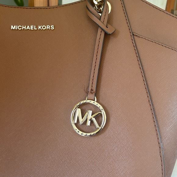 Michael Kors Jet Set Chain shoulder bag - Picture 3 of 13